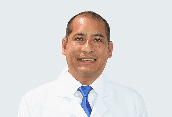 Dr. Alarco León Walter Alberto