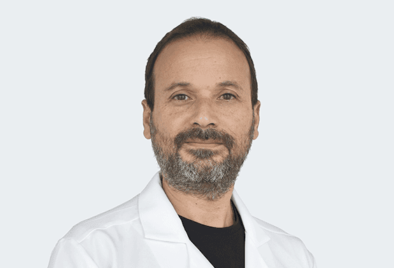 Dr. Rivara Dávila Gustavo Darío