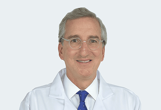 Dr. Tapia Puente Arnao Pedro Martín