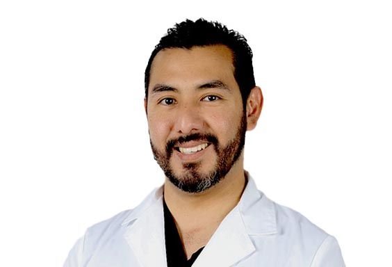 Dr. Vicente Estrada Álvarez