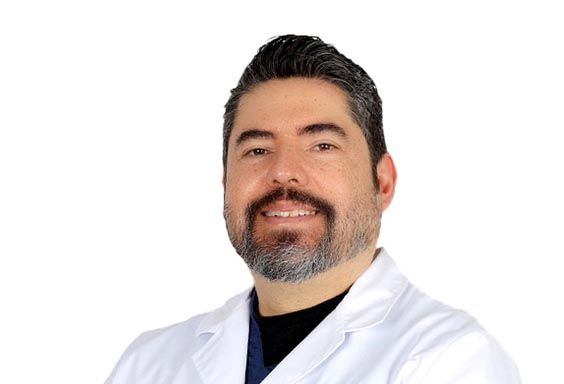 Dr. Ennio Rodriguez Flores