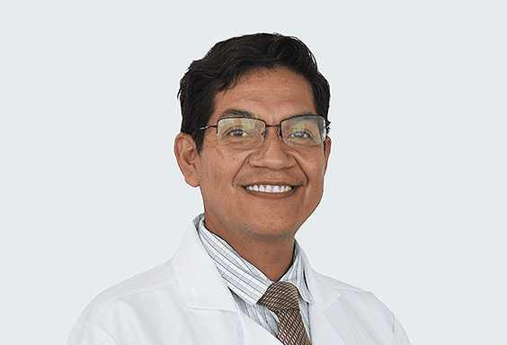 Dr. Yovera Aldana Marlon Augusto