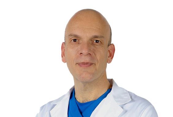 Dr. Julián Sáenz García