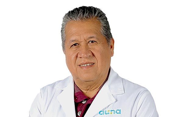 Dr. Óscar Armando Martínez Gutiérrez